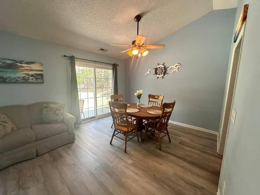 Adorable 3Br/2Ba W/ Garage 2Min Walk Ecu Health Villa Greenville Luaran gambar